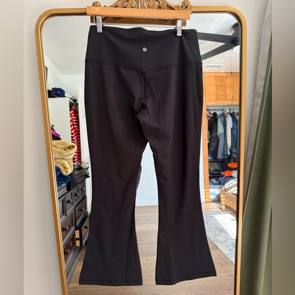 lululemon black high-waist yoga leggings